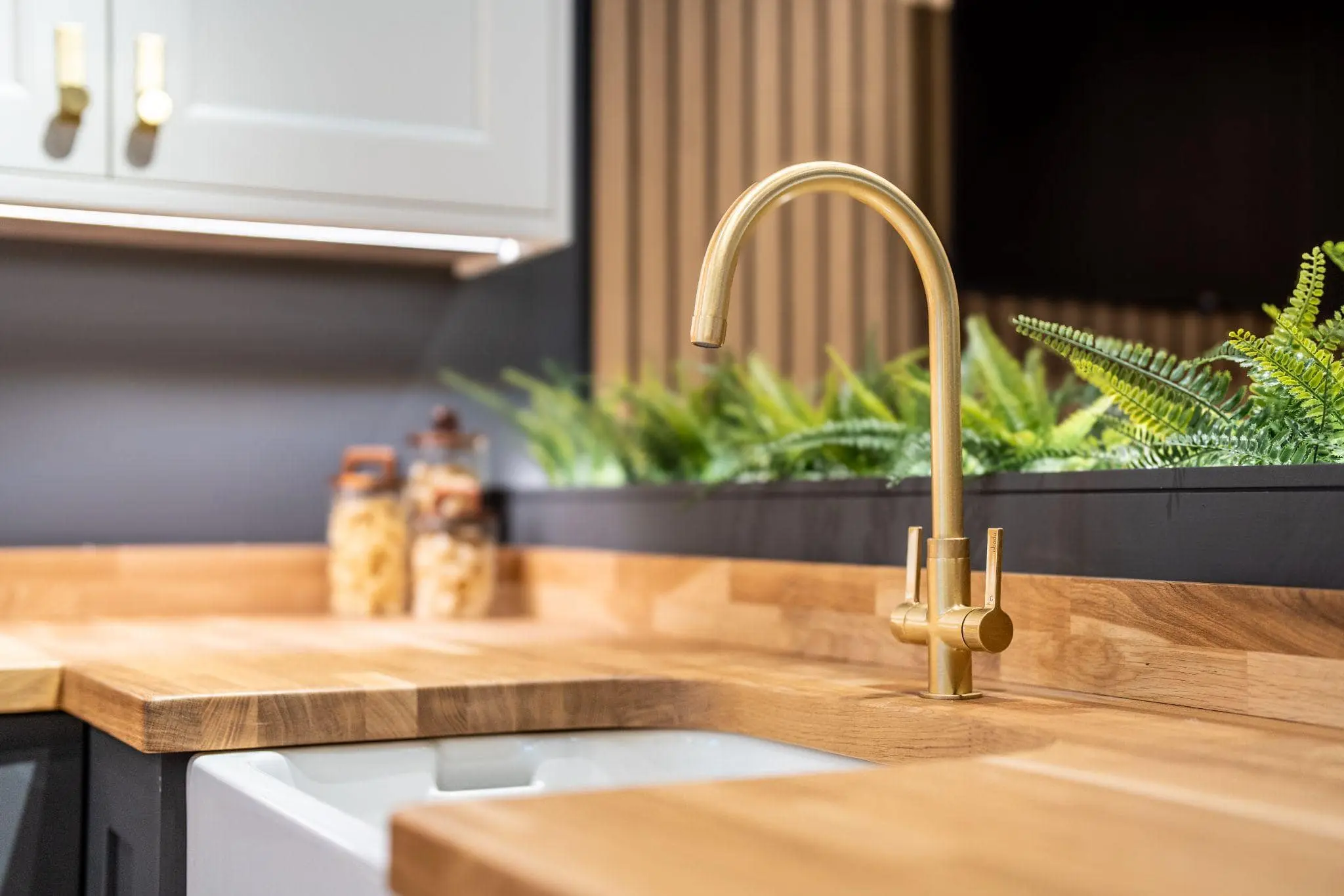 10dfe204-11af-40de-92be-015fd94f1554-min